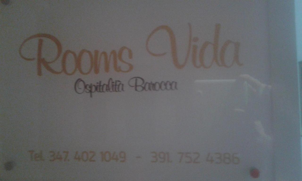 Ospitalita Barocca Room Vida Noto Bagian luar foto